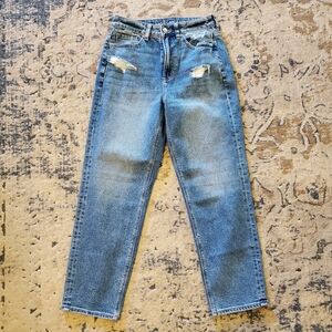 American Eagle Mom Straight Leg Jeans, Size 4 Short
